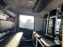 SCANIA P320 CB 4x4 Doka AHK Klima 9-Sitze Aut. Stdhz.