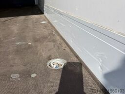 FUSO Canter 7C18 3-Sitzer Klima Koffer Ladebordwand