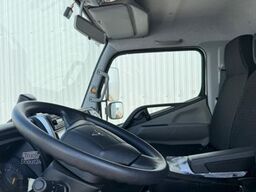 FUSO Canter 7C18 3-Sitzer Klima Koffer Ladebordwand