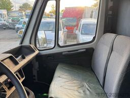 Mercedes-Benz TN 307D **FRENCH VAN - CAMIONETTE FRANCAIS**