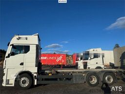 MAN TGX 26.510 Container Chassis – Zepro Tail Lift