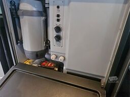Setra S516HD Coach – 49 + 1 + 1 seats – 313,000 km