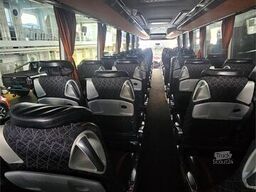 Setra S516HD Coach – 49 + 1 + 1 seats – 313,000 km