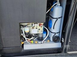 Setra S516HD Coach – 49 + 1 + 1 seats – 313,000 km