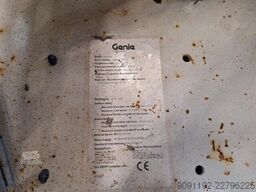 Genie GS-2046