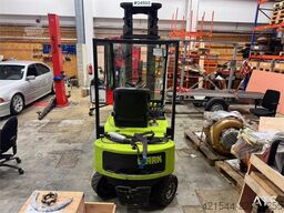 Clark CEM20S Forklift – Requires New Battery