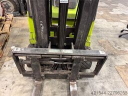 Clark CEM20S Forklift – Requires New Battery