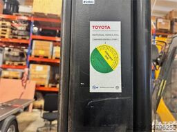 Clark CEM20S Forklift – Requires New Battery