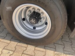 Ackermann Z-KA-F10.5/7,5  1 Achs Kofferanhänger mit Ladebordwand 10,5 t GG