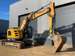 Liebherr R926 Compact