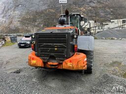Hitachi zw370-6 Wheel loader w/ scale, printer and bucket
