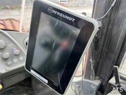 Hitachi zw370-6 Wheel loader w/ scale, printer and bucket