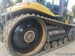 Challenger MT 875E
