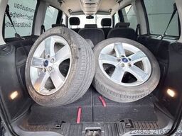 FORD Galaxy Titanium 7-Sitzer