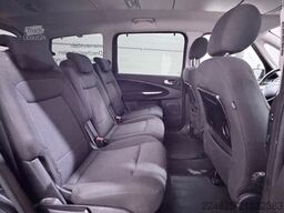 FORD Galaxy Titanium 7-Sitzer