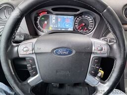 FORD Galaxy Titanium 7-Sitzer