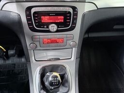 FORD Galaxy Titanium 7-Sitzer