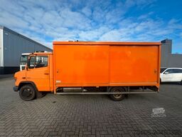 MERCEDES-BENZ 816 D VARIO Koffer *Ahk*