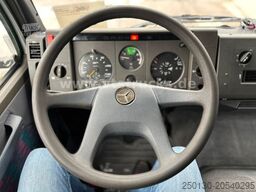 MERCEDES-BENZ 817 4x2 4Pferdetransporter
