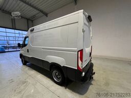 IVECO Daily 50C18 Kastenwagen *Navi*Ahk**