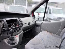 RENAULT Trafic 140 dCi Kasten L1H1 Klima mit AHK - 99 kW