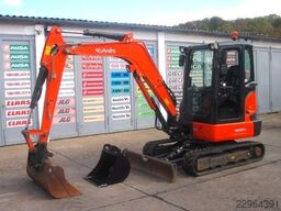 Mini-pelle KUBOTA KX037-4
