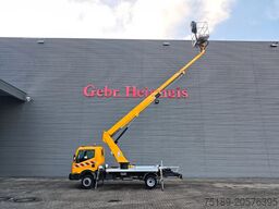 Nissan Cabstar 35.12 NT400 GSR E179T