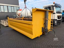 Mercedes-Benz Tipper box
