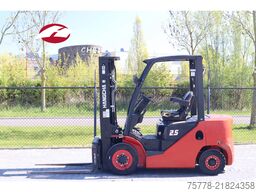 Hangcha CPCD25 | TRIPLEX | 2.5 TON | SIDESHIFT | POSITI...