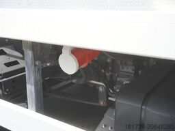 Renault D13 / 90 tho km !!! / Meat hooks