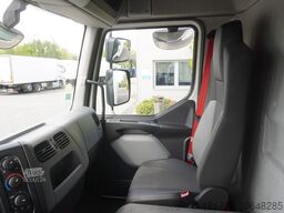 Renault D13 / 90 tho km !!! / Meat hooks