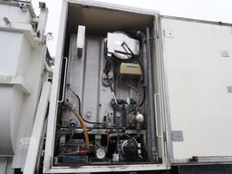 MAN TGS 26.360 / Holzmann Kitchen waste