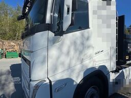 Volvo FH500 Tridem Hooklift Truck – Multilift hook