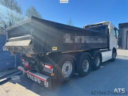 Volvo FH500 Tridem Hooklift Truck – Multilift hook