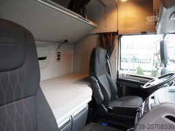 DAF XF 480 E6 6x2 / Lamberet refrigerator