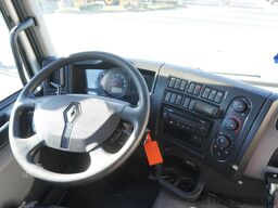 Renault D19 Wide 4x2 E6 / Lamberet 22 EPAL refri