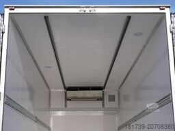 Mercedes-Benz Actros 2548 E6 / GIGA / Cab Lounge chair