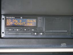 Mercedes-Benz Actros 2548 E6 / GIGA / Cab Lounge chair