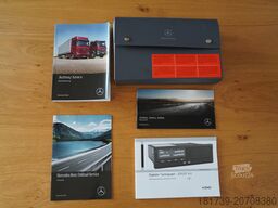 Mercedes-Benz Actros 2548 E6 / GIGA / Cab Lounge chair