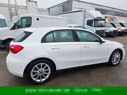 MERCEDES-BENZ A 200 Automatik Navigation Komfort-Fahrwerk