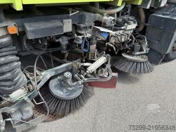 MAN L2007 46.010 4x2 Kehrmaschine / Swiss-Vehicle
