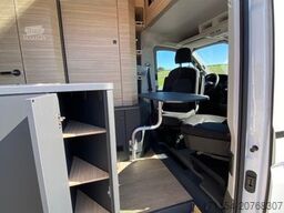 HOBBY Maxia Van 680 DT