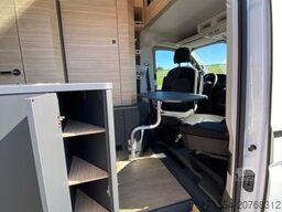 HOBBY Maxia Van 680 DT