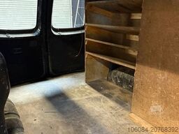 HYUNDAI H-1 Kasten Klima R-CAM AHK 2,3T TÜV 09/2027