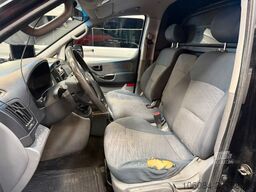 HYUNDAI H-1 Kasten Klima R-CAM AHK 2,3T TÜV 09/2027