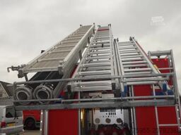 Mercedes-Benz 1325 godiva pump bomberos