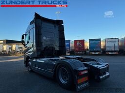 Volvo FH 460 GLOBETROTTER , 2 TANKS