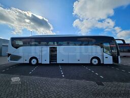Setra S516