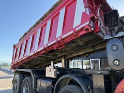 Mercedes-Benz Actros 4148K V8 Kipper 8x4 Euro3 40Ton