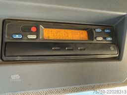 Mercedes-Benz Actros 4148K V8 Kipper 8x4 Euro3 40Ton